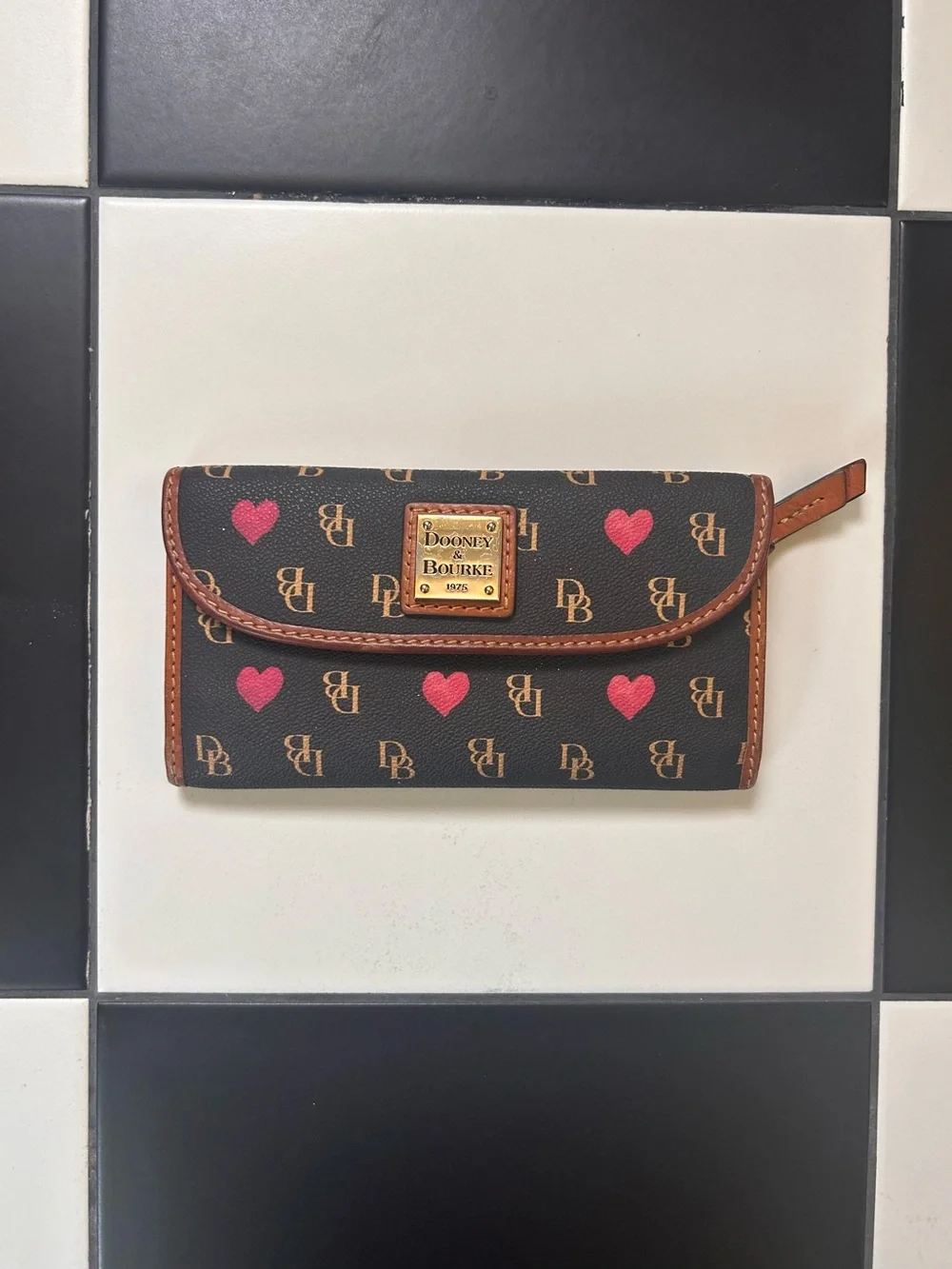 Dooney & Bourke Black Greta Continental Clutch Wallet - Pink Hearts and Tan Trim